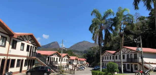 Apartamento com 2 Quartos à venda, 59m² no Samambaia, Petrópolis