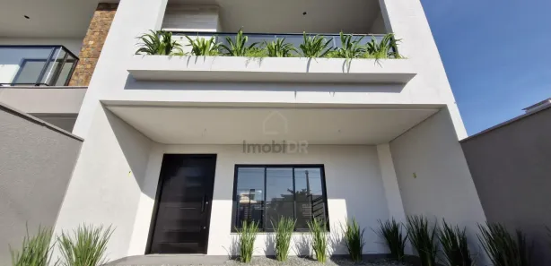 Sobrado com 3 Quartos à venda, 132m² no Itacolomi, Balneário Piçarras