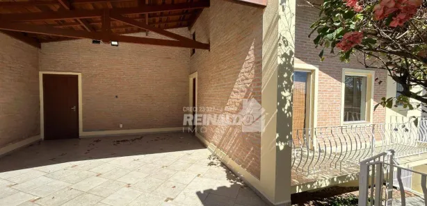 Casa com 3 Quartos para alugar, 250m² no Jardim México, Itatiba