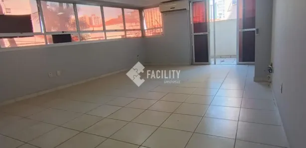 Conjunto Comercial / Sala com 1 Quarto para alugar, 43m² no Centro, Anhembi