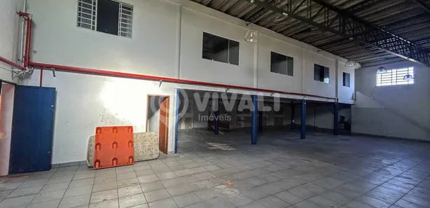 Loja / Salão / Ponto Comercial para venda ou aluguel, 350m² no Jardim Galetto, Itatiba