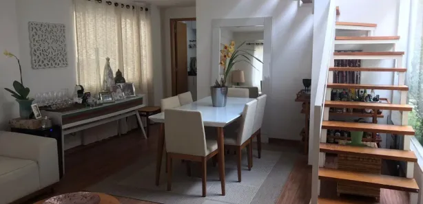Casa de Condomínio com 2 Quartos à venda, 94m² no Fazenda Inglesa, Petrópolis