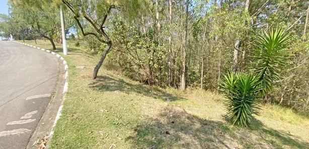 Terreno / Lote / Condomínio à venda, 1397m² no Jardim Indaiá, Embu das Artes