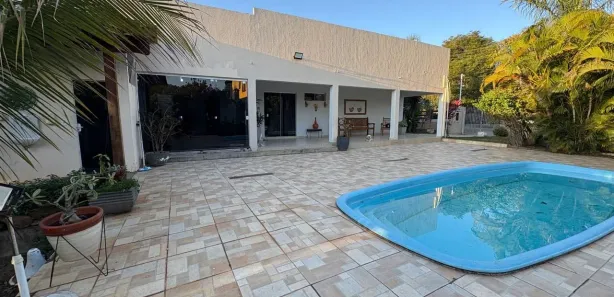 Fazenda / Sítio / Chácara com 3 Quartos à venda, 10000m² no , Ipeúna