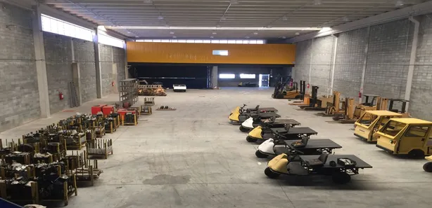 Galpão / Depósito / Armazém para alugar, 1200m² no Jardim Belval, Barueri