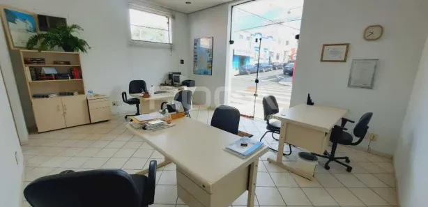 Prédio Inteiro com 4 Quartos à venda, 163m² no Centro, São Carlos