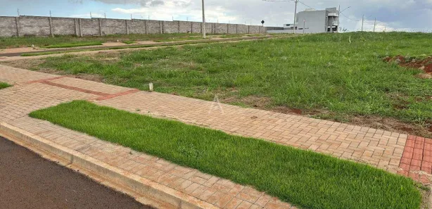 Terreno / Lote / Condomínio à venda, 200m² no Vista Linda, Cascavel