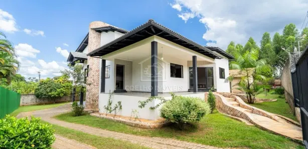 Sobrado com 4 Quartos à venda, 470m² no Park Way, Brasília