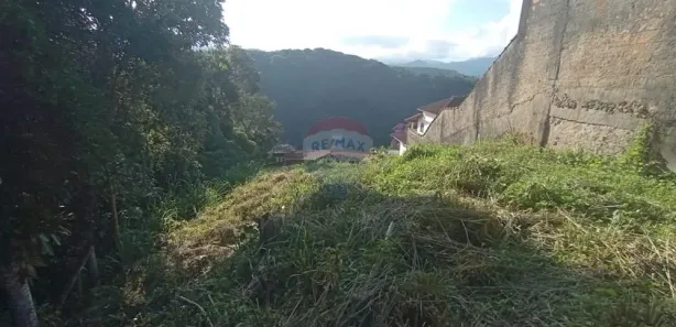 Terreno / Lote / Condomínio à venda, 375m² no Castelanea, Petrópolis