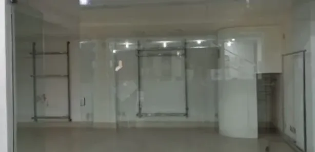 Loja / Salão / Ponto Comercial à venda, 83m² no Comercial, Resende