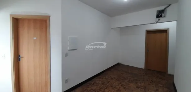 Conjunto Comercial / Sala para alugar, 110m² no Velha, Blumenau