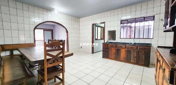 Casa com 2 Quartos para alugar, 225m² no Velha Central, Blumenau