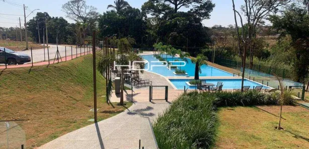 Terreno / Lote / Condomínio à venda, 213m² no Jardins Versalhes, Aparecida de Goiânia