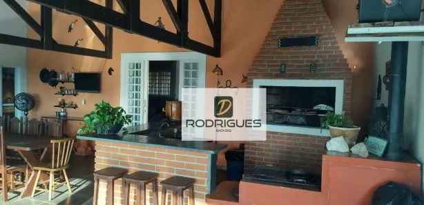 Fazenda / Sítio / Chácara com 3 Quartos à venda, 765m² no Alambari, Alambari