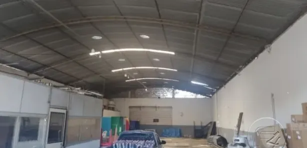 Galpão / Depósito / Armazém à venda, 500m² no Vila Santa Cecília, Resende