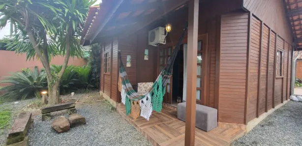 Casa com 2 Quartos para alugar, 80m² no Centro, Penha