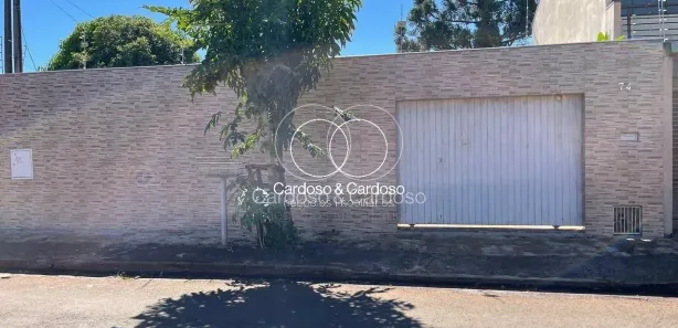 Casa com 3 Quartos à venda, 200m² no Setor 4, Ibiporã