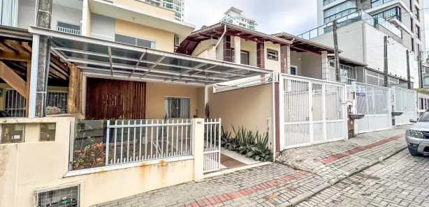 Sobrado com 2 Quartos à venda, 99m² no Itacolomi, Balneário Piçarras