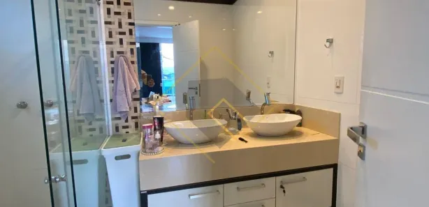 Casa de Condomínio com 4 Quartos para alugar, 300m² no Parque Califórnia, Campos dos Goytacazes
