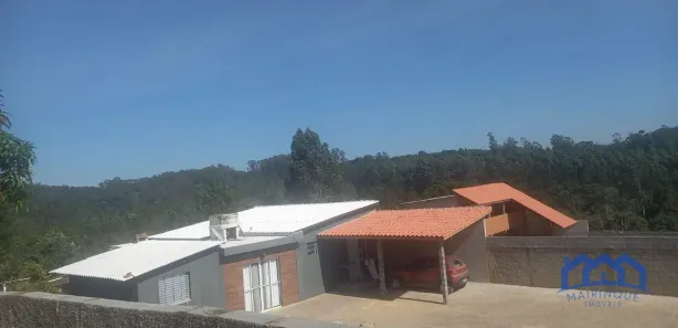 Fazenda / Sítio / Chácara com 3 Quartos à venda, 1000m² no , Mairinque