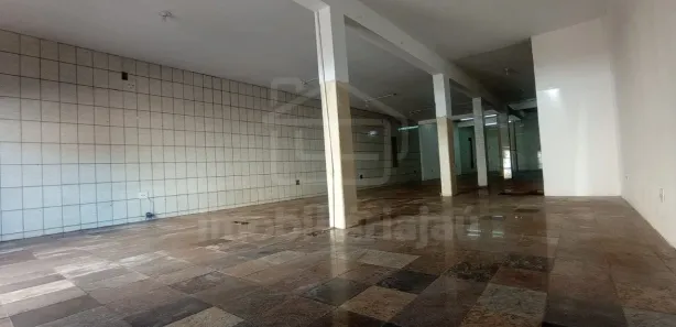 Loja / Salão / Ponto Comercial à venda, 210m² no Chácara Braz Miraglia, Jaú