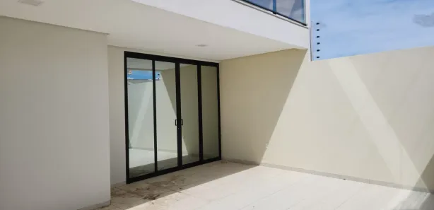 Sobrado com 4 Quartos à venda, 186m² no José e Maria, Petrolina