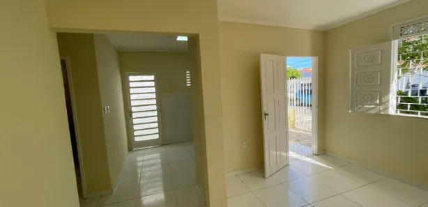 Casa com 2 Quartos para alugar, 100m² no Jabotiana, Aracaju