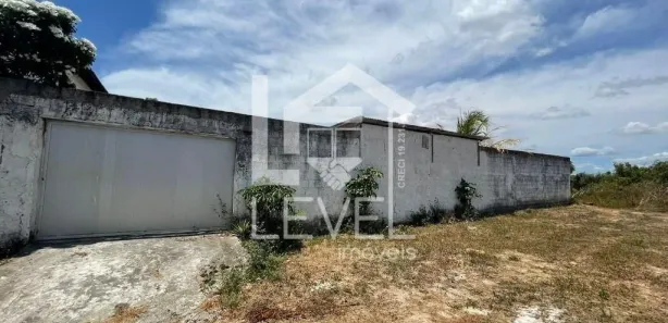 Fazenda / Sítio / Chácara com 3 Quartos para venda ou aluguel, 140m² no , Aquiraz
