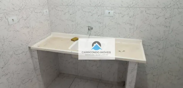 Kitnet com 1 Quarto para alugar, 24m² no Vila Natal, Mogi das Cruzes