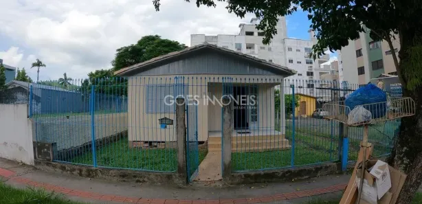 Casa com 3 Quartos para alugar, 94m² no Pio Corrêa, Criciúma