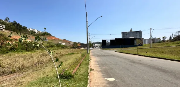 Loja / Salão / Ponto Comercial à venda, 362m² no Novo Horizonte, Juiz de Fora