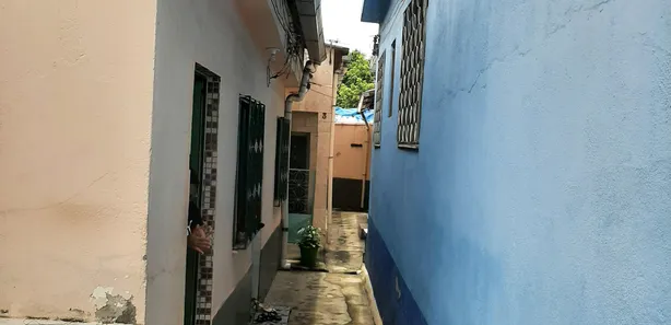 Casa de Vila com 1 Quarto para alugar, 40m² no Cabuis, Nilópolis