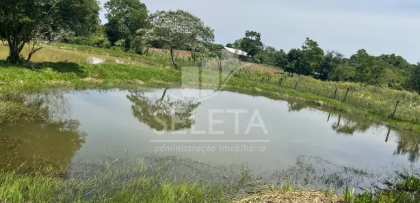 Fazenda / Sítio / Chácara com 2 Quartos à venda, 100m² no , Guaraniaçu