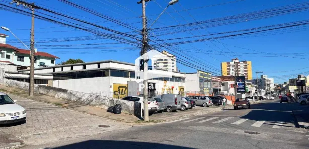 Galpão / Depósito / Armazém à venda, 600m² no Capoeiras, Florianópolis