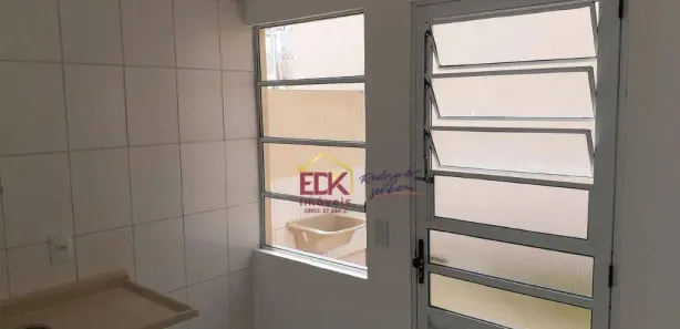 Casa de Condomínio com 2 Quartos à venda, 45m² no Jardim Luciana, Jambeiro