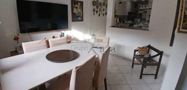 Casa de Condomínio com 3 Quartos à venda, 100m² no Eugênio de Mello, São José dos Campos