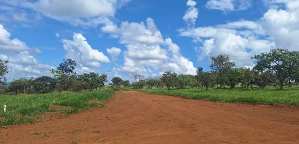 Terreno / Lote / Condomínio à venda, 360m² no Felipe Cláudio de Sales, Pedro Leopoldo