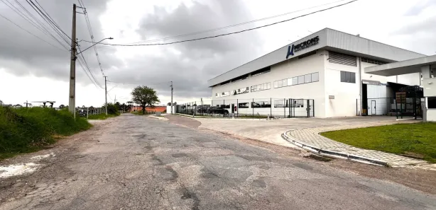 Terreno / Lote / Condomínio para alugar, 2005m² no Costeira, São José dos Pinhais