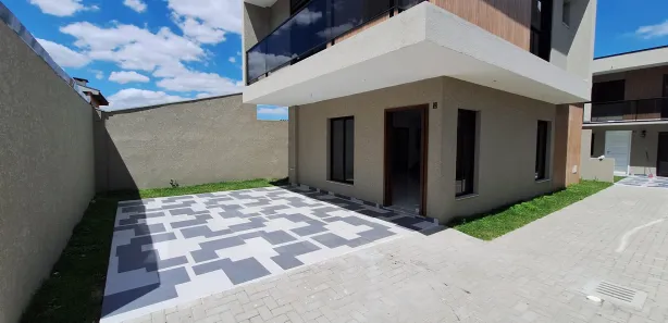 Sobrado com 3 Quartos à venda, 142m² no Xaxim, Curitiba