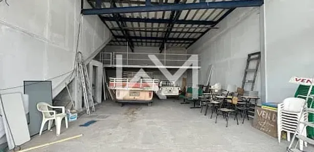 Loja / Salão / Ponto Comercial à venda, 250m² no Cocaia, Guarulhos