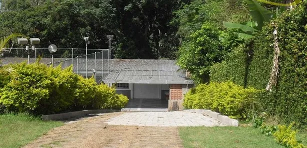 Casa Comercial com 4 Quartos para venda ou aluguel, 1000m² no Granja Nossa Senhora Aparecida, Embu das Artes