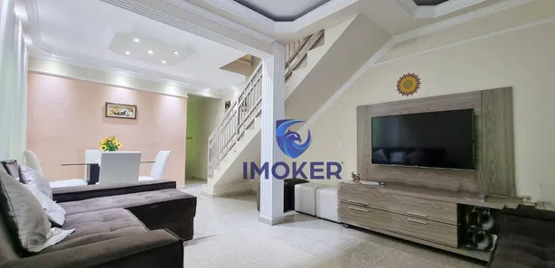 Sobrado com 3 Quartos à venda, 180m² no Jardim do Castelo, Ferraz de Vasconcelos