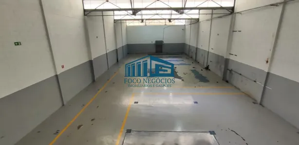 Galpão / Depósito / Armazém para alugar, 614m² no Conceição, Diadema