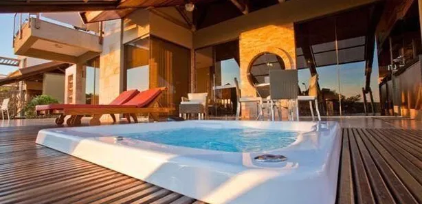 Casa com 3 Quartos à venda, 210m² no Zona Rural, Cornélio Procópio