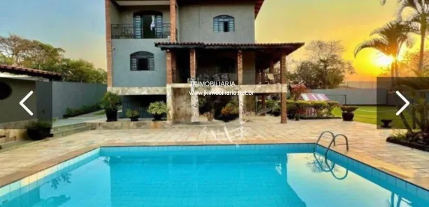 Fazenda / Sítio / Chácara com 6 Quartos para venda ou aluguel, 700m² no Vitória Régia, Atibaia