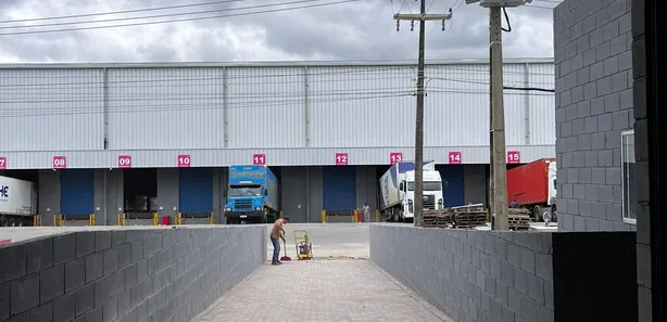 Galpão / Depósito / Armazém para alugar, 3200m² no , Conde