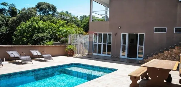Fazenda / Sítio / Chácara com 4 Quartos à venda, 315m² no Centro, Jarinu