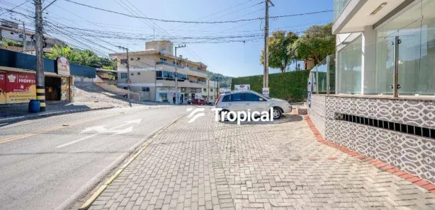 Loja / Salão / Ponto Comercial para alugar, 160m² no Água Verde, Blumenau
