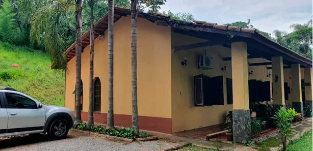 Fazenda / Sítio / Chácara com 6 Quartos à venda, 10000m² no , Jarinu