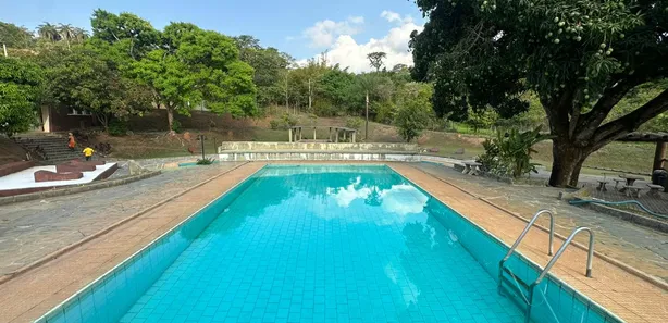 Prédio Inteiro à venda, 530m² no Residencial Clube dos Militares II, Vespasiano